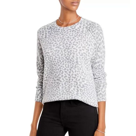 AQUA Leopard Print Cashmere Crew Neck Pullover Sweater Size M - Picture 1 of 9